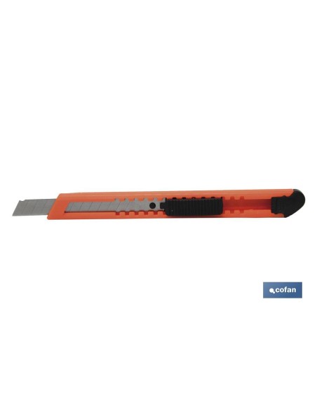 PACK 3 CUTTERS ABS EN BLISTER HOJA 9 MM