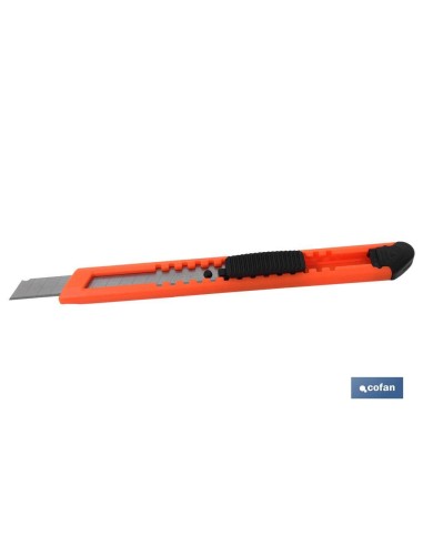 PACK 3 CUTTERS ABS EN BLISTER HOJA 9 MM