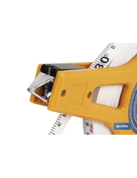 CINTA MÉTRICA FIBRA VIDRIO CON MANGO 50 M