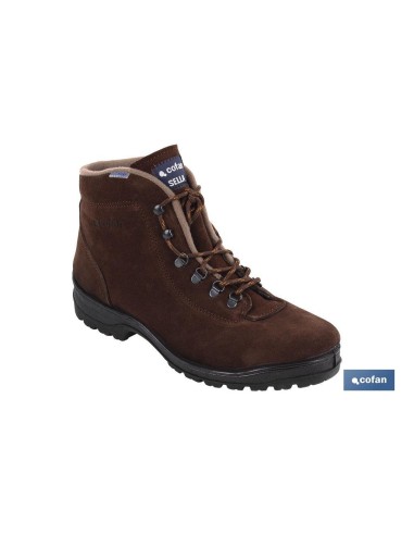 BOTA TREKKING MARRÓN HIDRÓFUGA MODELO SELLA T-47