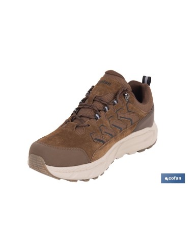 ZAPATILLA DE TREKKING MARRÓN MODELO INFANTO TALLA 40