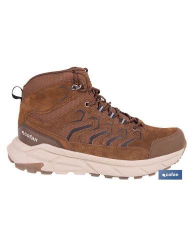 BOTA DE TREKKING MARRÓN MODELO SARDINERO TALLA 41