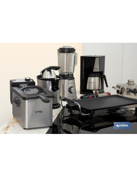 BATIDORA DE MANO ELÉCTRICA CON ACCESORIO BATIDOR Y VASO MEZCLADOR 800W