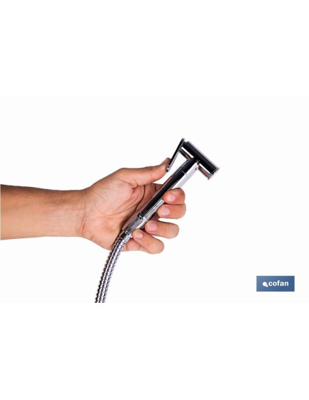 DUCHA HIGIÉNICA PARA INODORO AGUA FRÍA Y CALIENTE COLOR INOX 13 X 7,5 X 10 CM