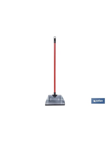 RECOGEDOR METÁLICO GALVANIZADO CON GOMA Y MANGO 83 X 24 CM