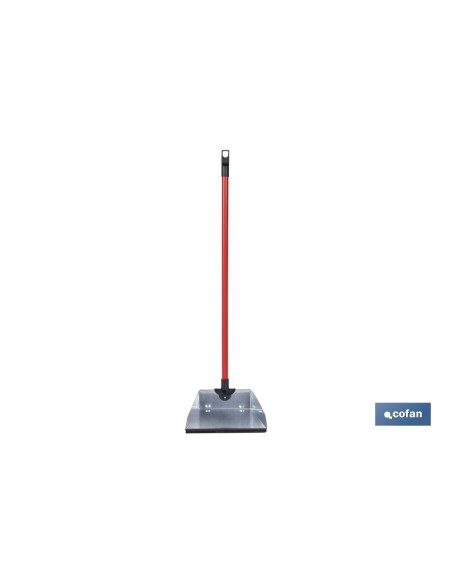 RECOGEDOR METÁLICO GALVANIZADO CON GOMA Y MANGO 83 X 24 CM