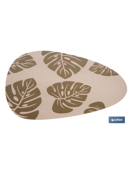 BAJOPLATO FORMA TRIANGULAR DE COLOR MARRON CLARO ESTAMPADO MEDIDA 45 X 36 CM