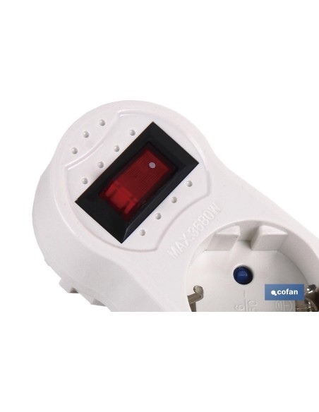 ADAPTADOR 3 VIAS FRONTAL SCHUKO CON INTERRUPTOR (3.500w)