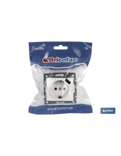 BASE ENCHUFE 2P+T CON OBTURADOR MODELO PACIFIC 16A 250V ENTRADA USB 2