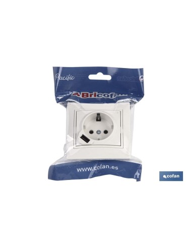 BASE ENCHUFE USB MONOBLOC MODELO PACIFIC 2P+T CON OBTURADOR 16A 250V 2.1A 5V