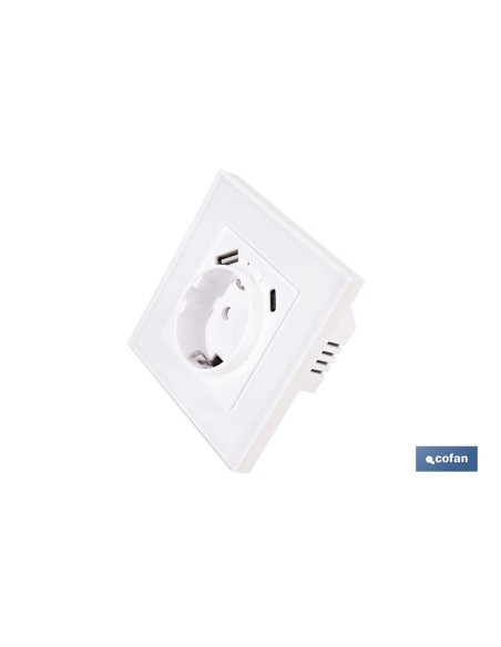 BASE ENCHUFE CON PUERTO USB Y TIPO C WIFI