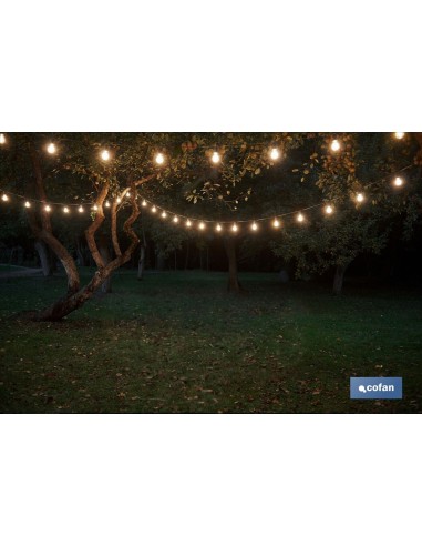 GUIRNALDA DE BOMBILLAS LED 10 UDS. CON PANEL SOLAR A19 3,7 V 1,2 Ah IP44 2700 K 4,5 + 3 M