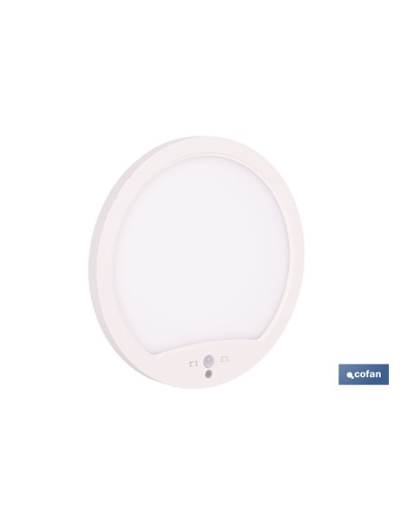 DOWNLIGHT DE SUPERFICIE BLANCO CON SENSOR DE PRESENCIA Y CREPUSCULAR 18 W Ø230 MM