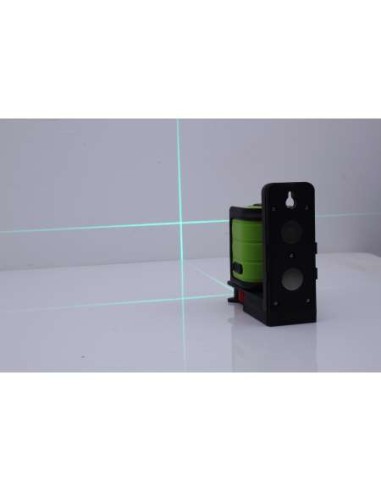 LASER AUTONIVELANTE CON CRUZ SWIFT EG VERDE