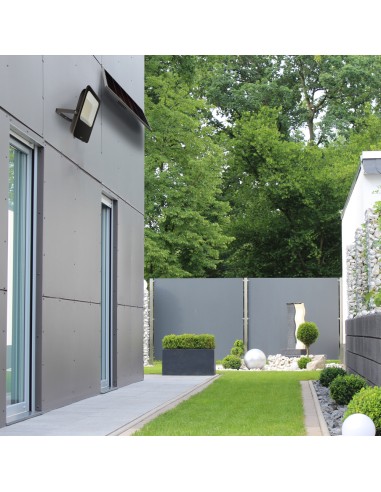 GZ LED FOCO EXT SOLAR 200W C/MANDO 65K