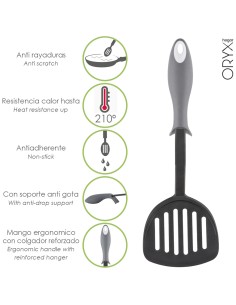 Espatula Rasera Cocina Nylon Con Mango Antigotas Engomado 34,5 x 11 cm.