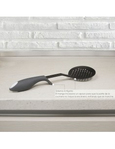 Espumadera Cocina Nylon Con Mango Antigotas Engomado 35 x 11,7 cm. 2