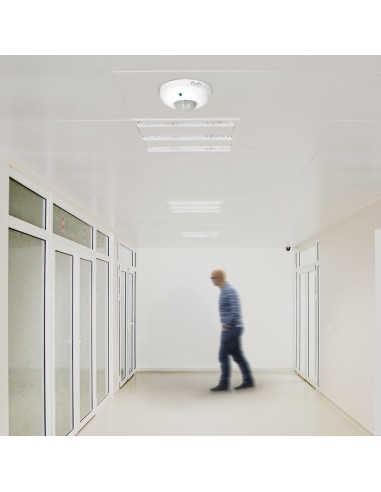 Detector De Movimiento Por Infrarrojos Con Sensor Crepuscular 360°. Ajustable